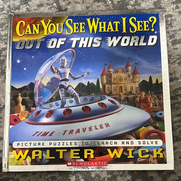 Can You See What I See? Out of This World Book - Picture 1 of 1